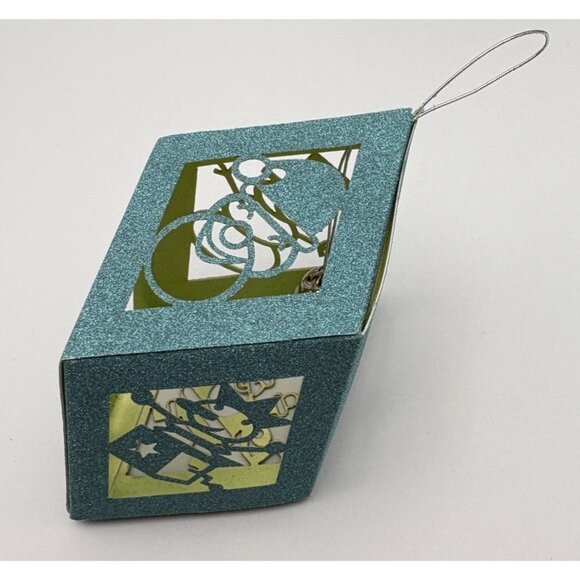 Hallmark Keepsake Christmas Ornament Yuletide Charm 1999 Laser Gallery - Picture 6 of 8